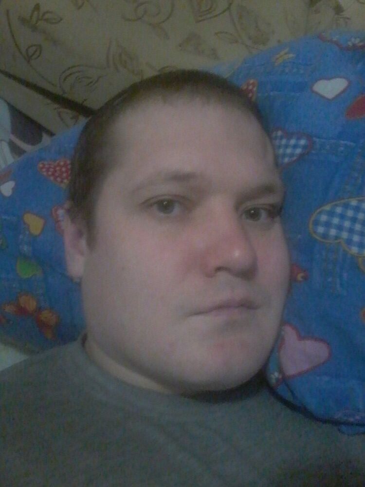  18329811  Anbrej, 39 ,    