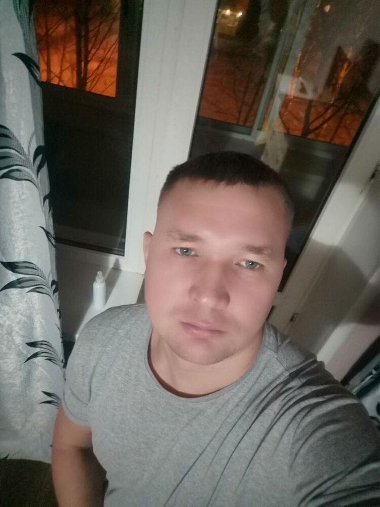  50261561  , 28 ,    -