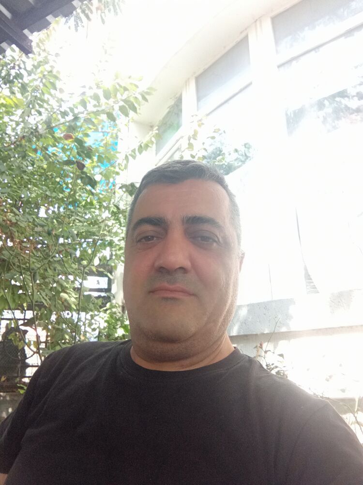  ,   Elseneliyevv, 46 ,   ,   