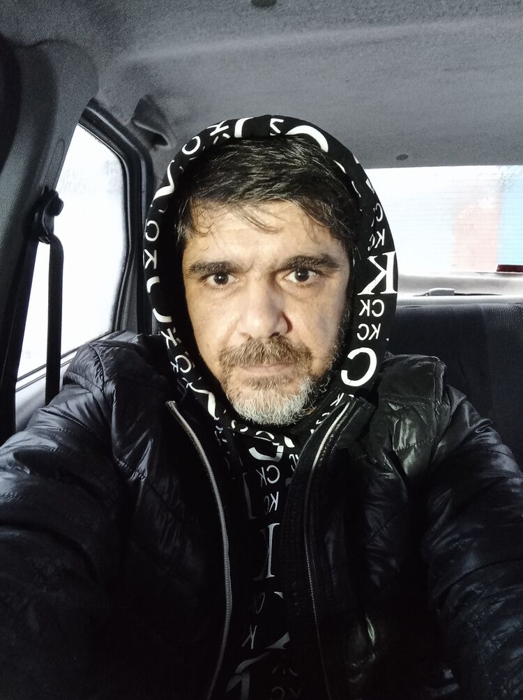  39919581  , 44 ,    