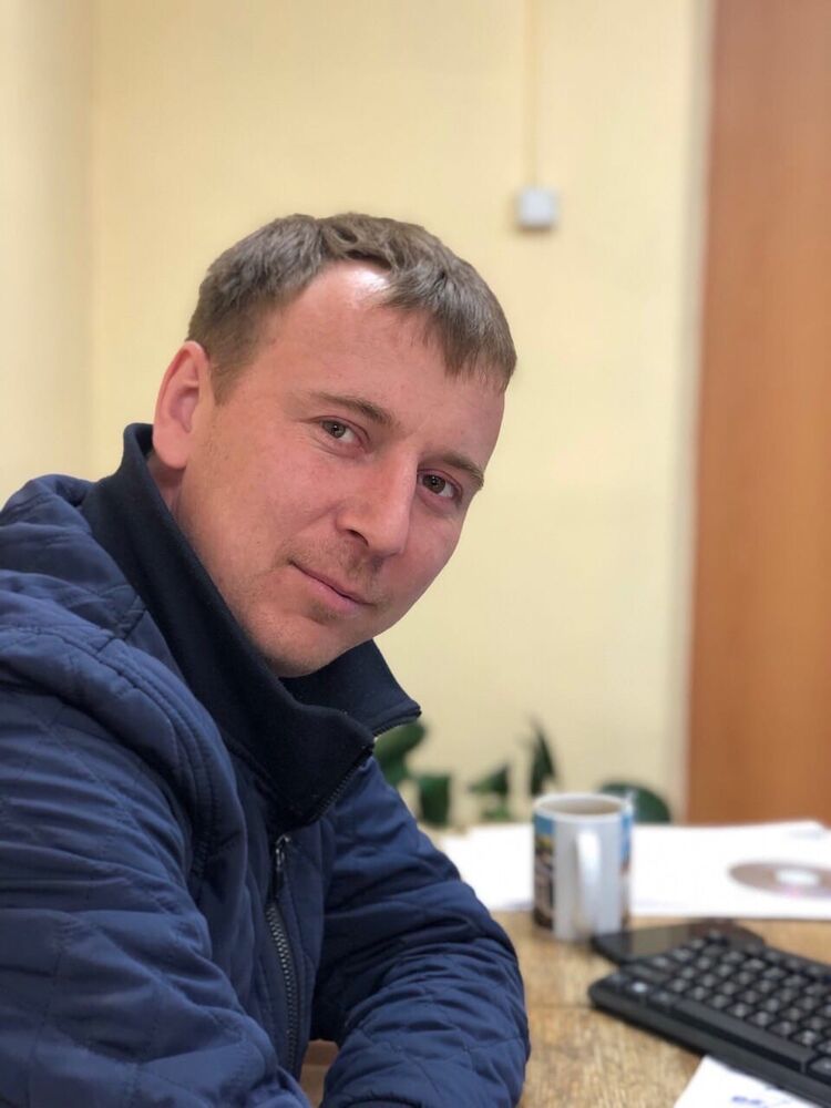  ,   Sergey, 36 ,   