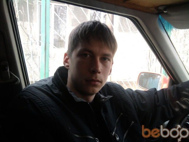  1220711  Aleksandr, 33 ,    