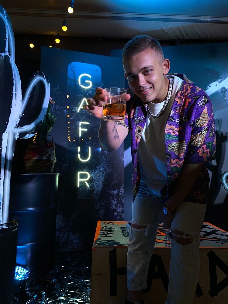  54321621  S_Svetlov, 36 ,    