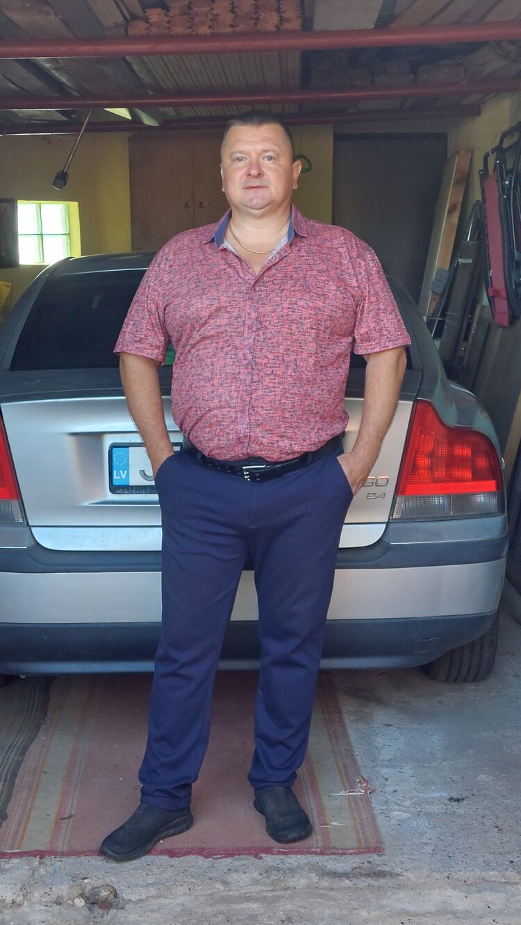  ,   Sergej, 53 ,     , c 