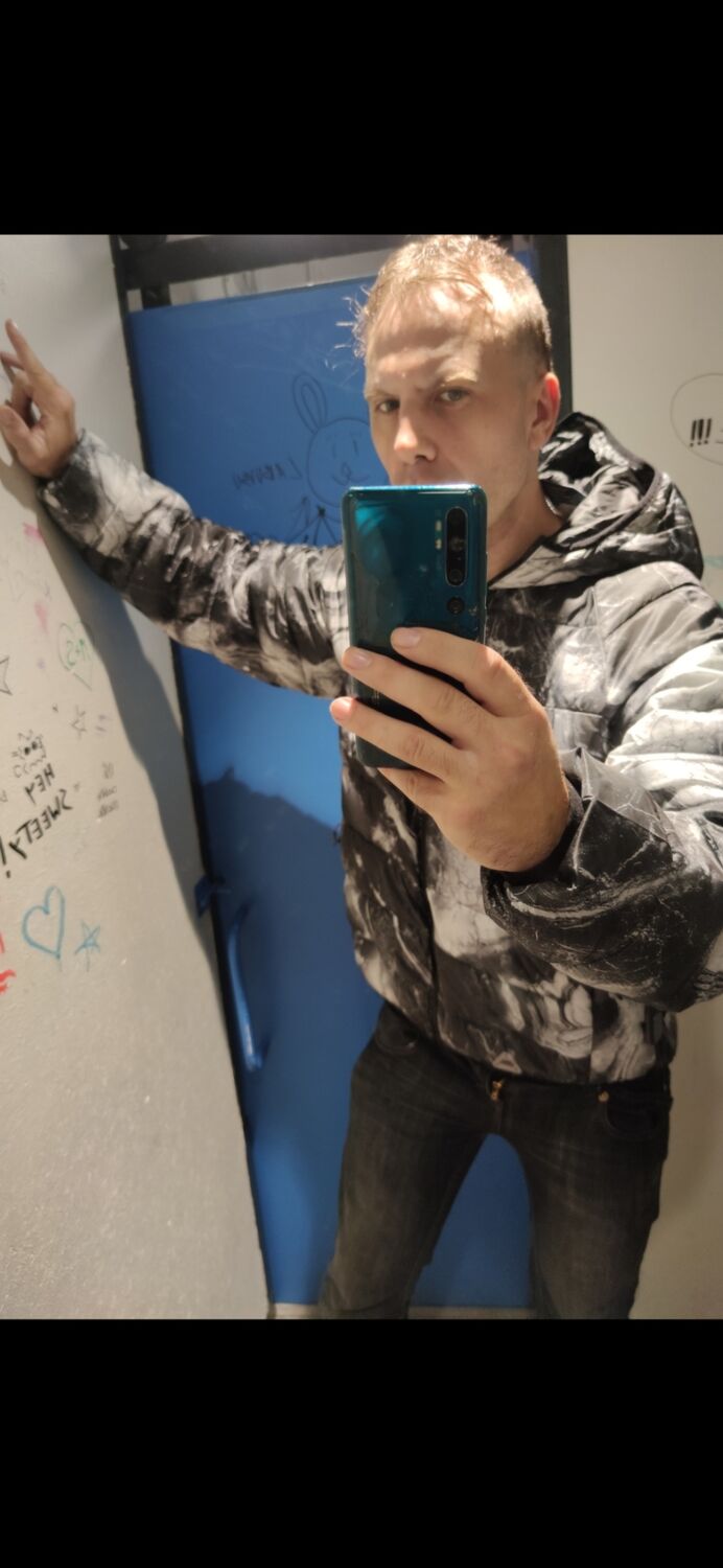  53390561     , 37 ,    