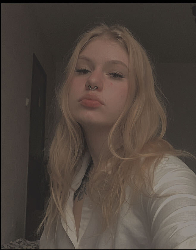  -,   , 22 ,     