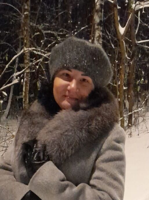  52684321  Olga, 47 ,    