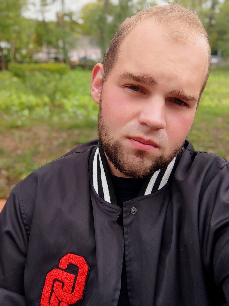  38133831  , 22 ,    