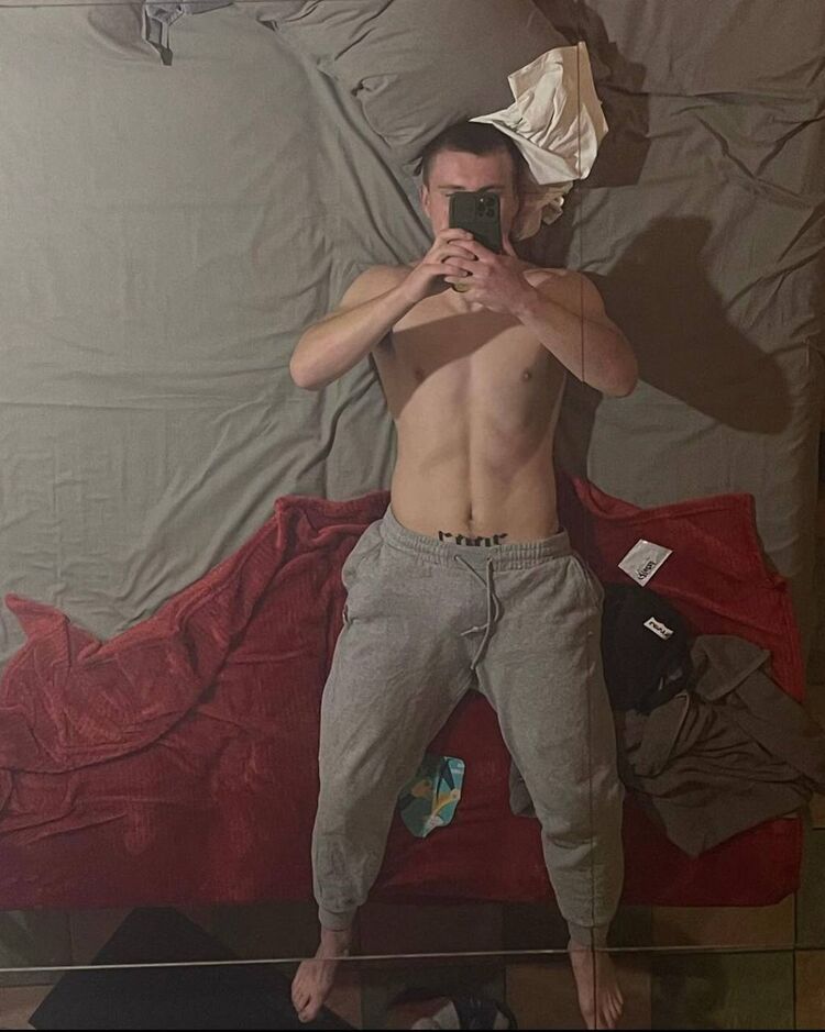  ,   Vladislav, 28 ,   ,   