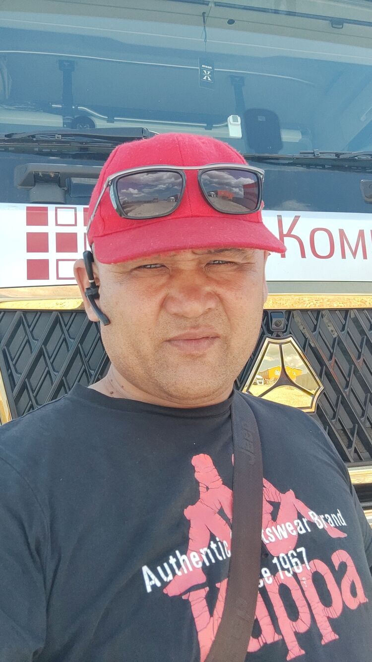  43903231  , 47 ,    