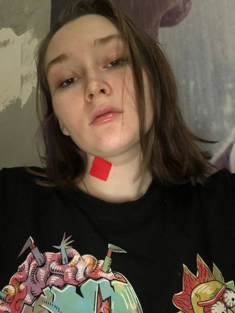  33987201  , 23 ,    -