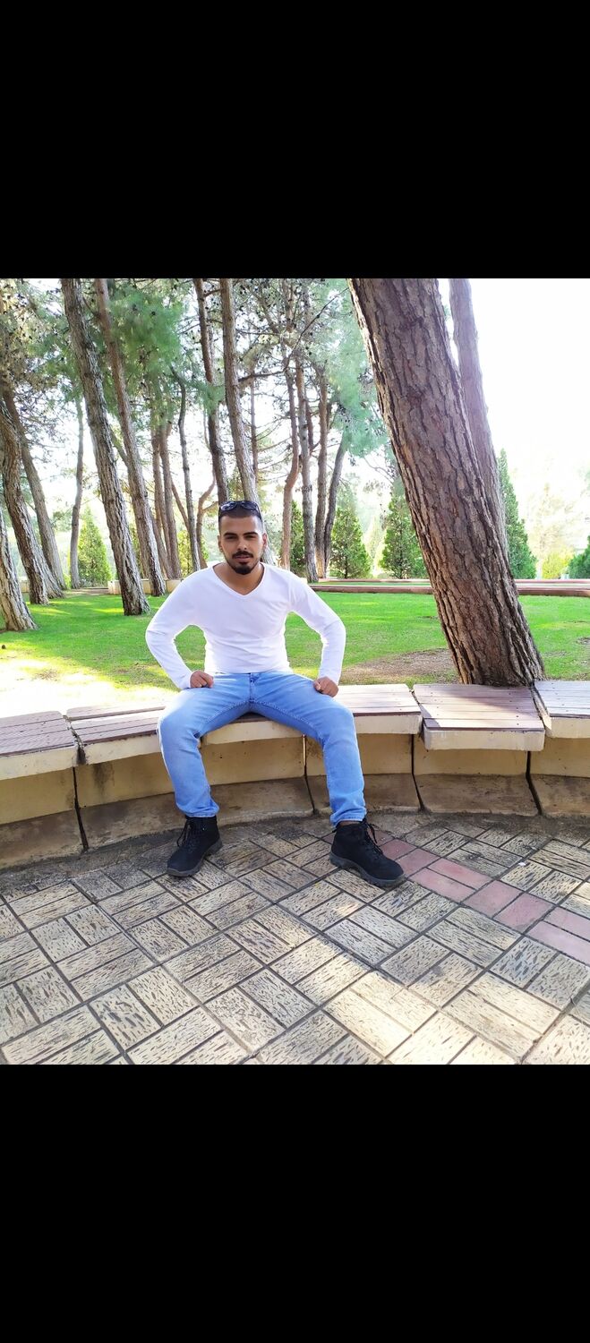  51203611  Hasan, 27 ,    