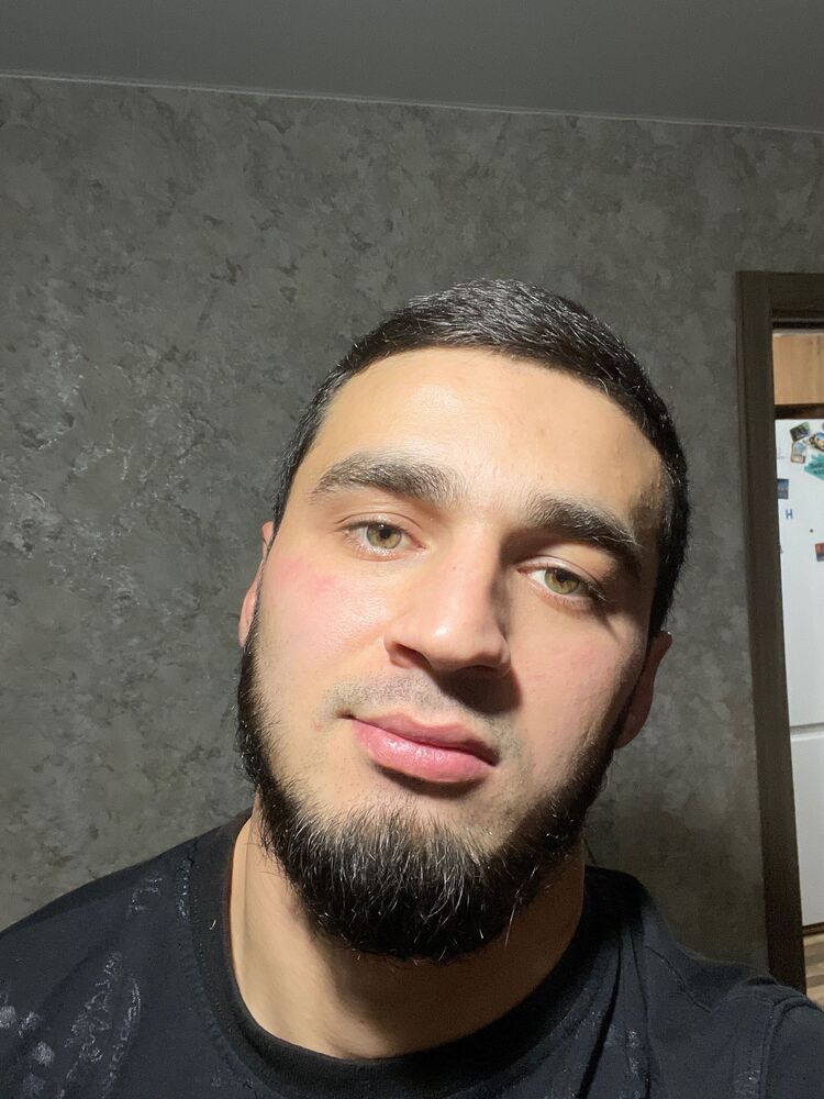  54556811  Magomed, 26 ,    