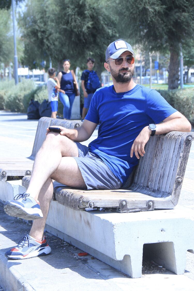  29512451  Mehmet, 33 ,    