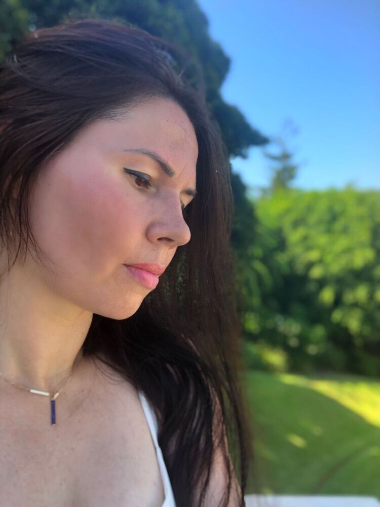  36392491  Liubov, 36 ,    
