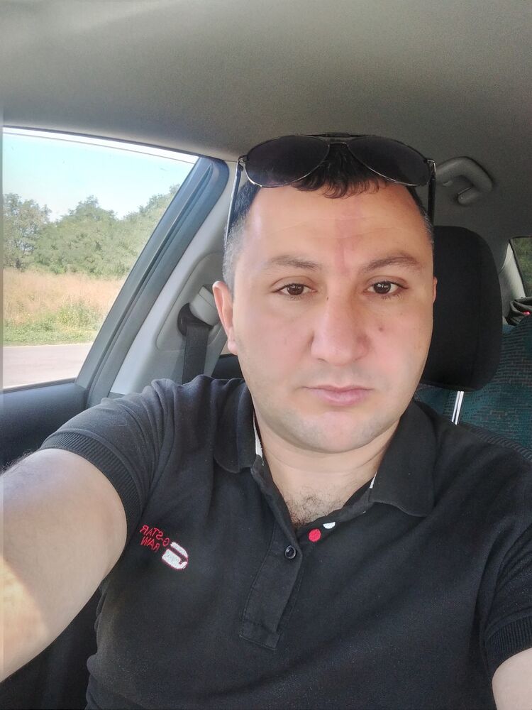  38157931  Alik, 38 ,    --