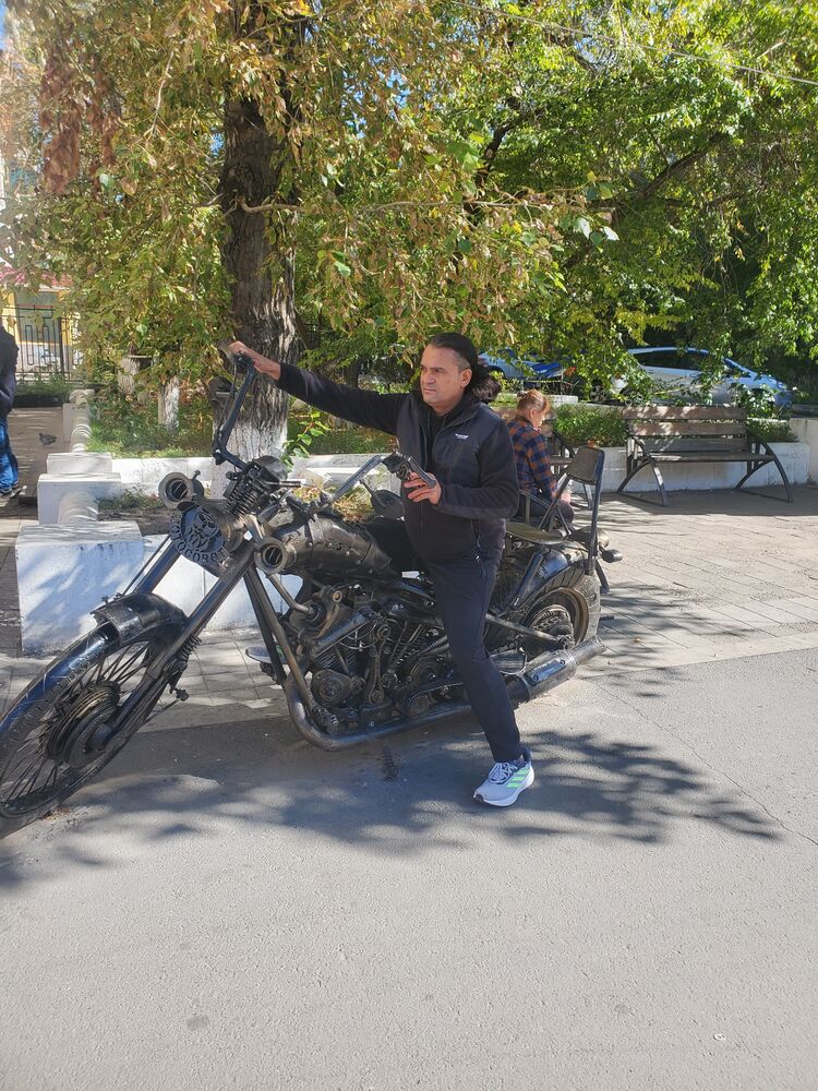  46565011  Nizamettin, 45 ,    