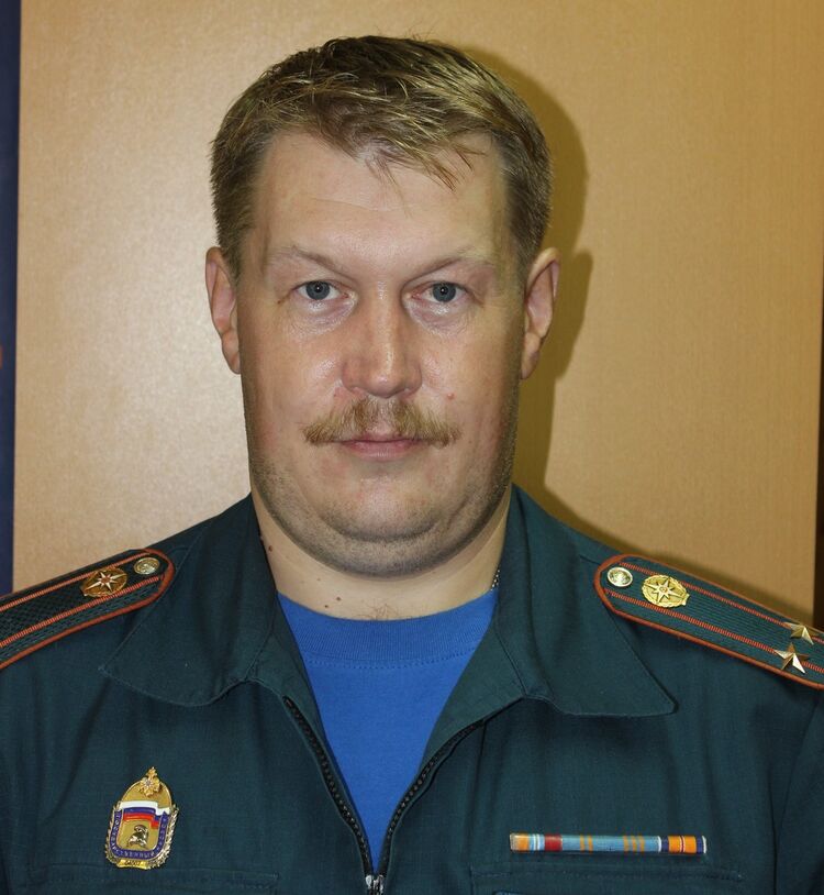  ,   Ivan, 49 ,     , c 