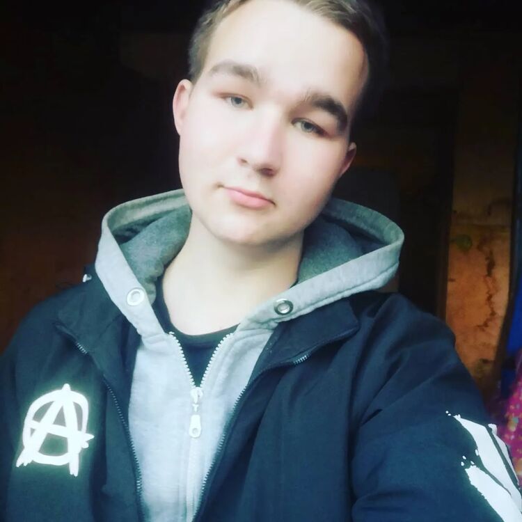  25285121  Gennady, 26 ,    