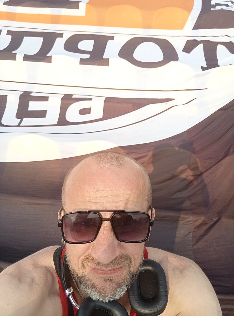  ,   Alexandr, 46 ,   ,   