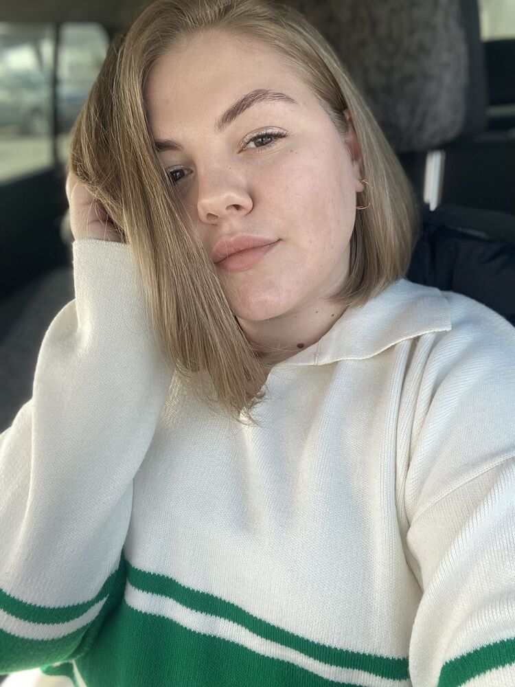  36608211  , 27 ,    -