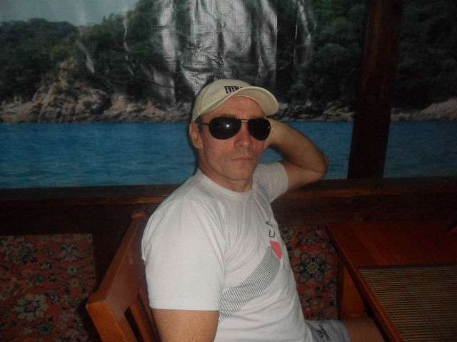  11062761  Sasha, 55 ,    