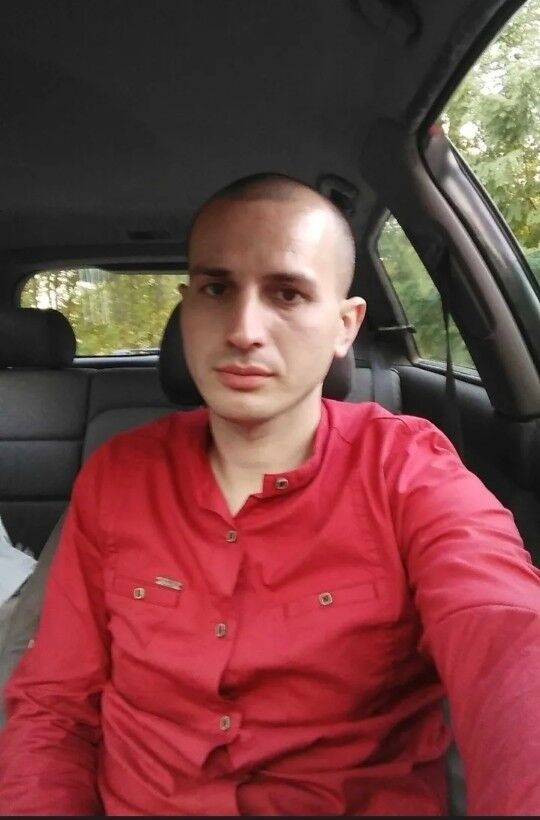  16584301  Stoyan, 37 ,    Venlo
