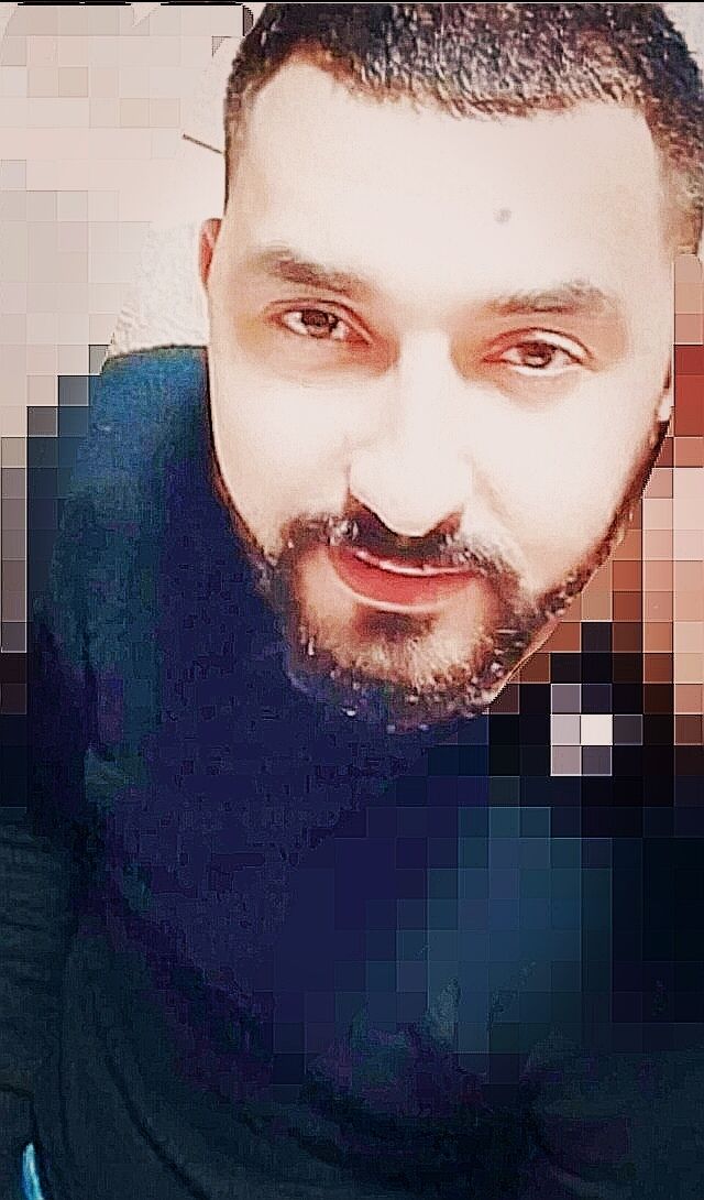  49352811  , 31 ,    