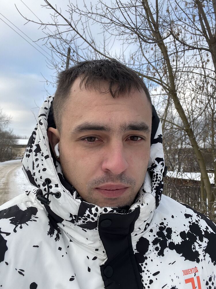  39484371  , 28 ,    