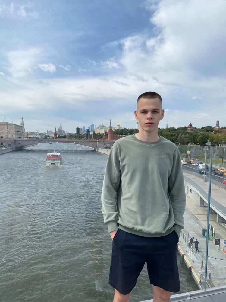  ,   Andrew, 24 ,   
