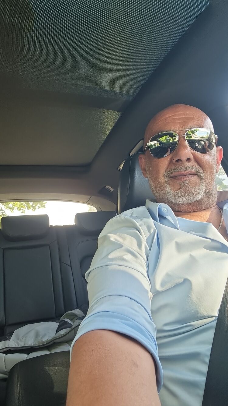  53548021  Polat, 51 ,    Leinfelden-Echterdingen