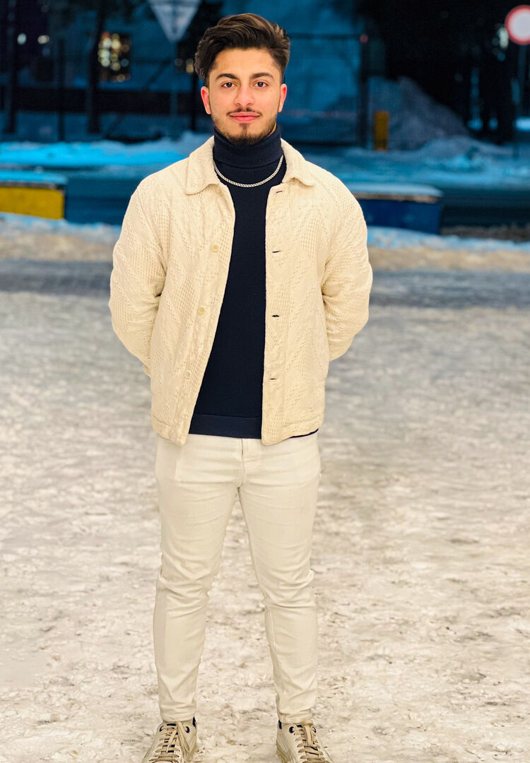 ���� 42454731 ����� Qwerty, 22 ����, ���� ���������� � ������