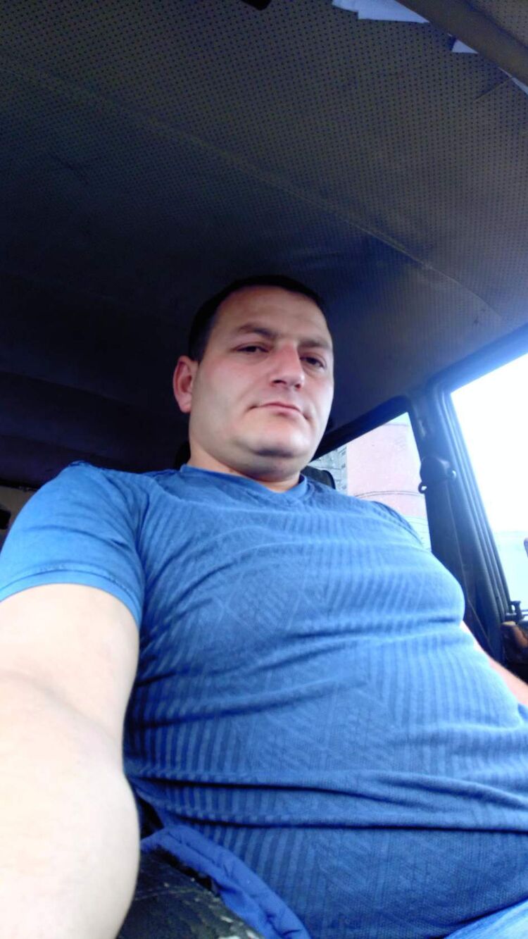  48508981  Elcin, 39 ,    