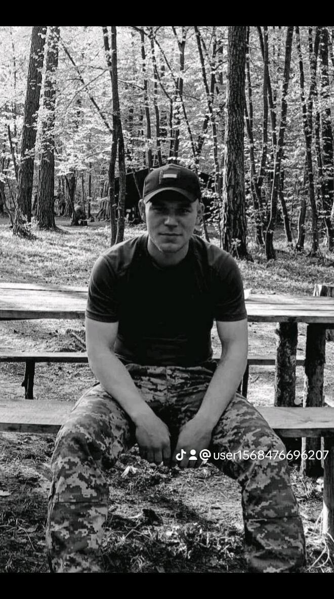  43598521  Vadim, 23 ,    