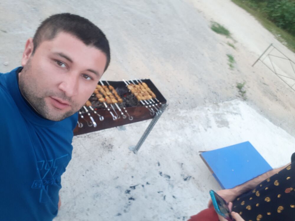  ,   Ahmad, 32 ,     , c 