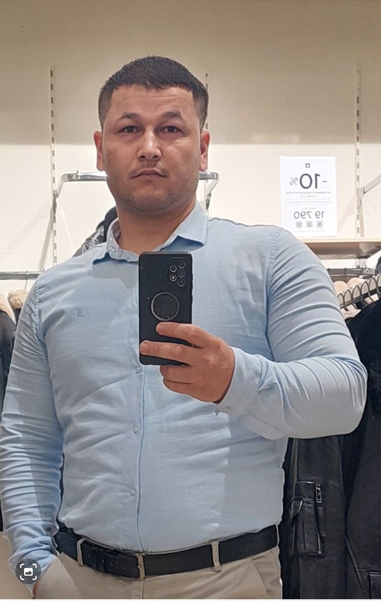  47593151  David, 30 ,    
