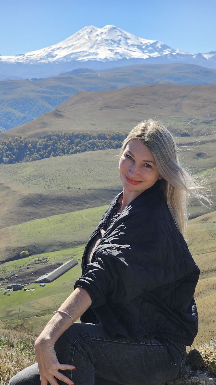  53638231  , 49 ,    --