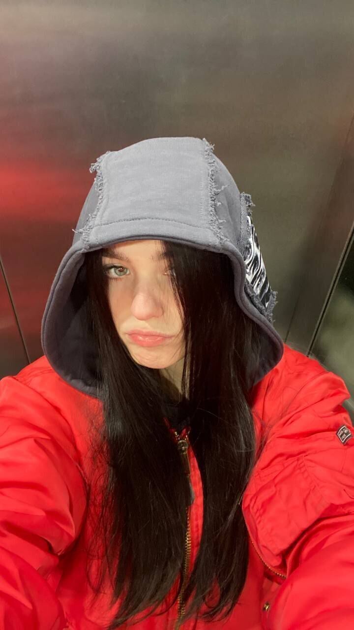  43087801  , 21 ,    