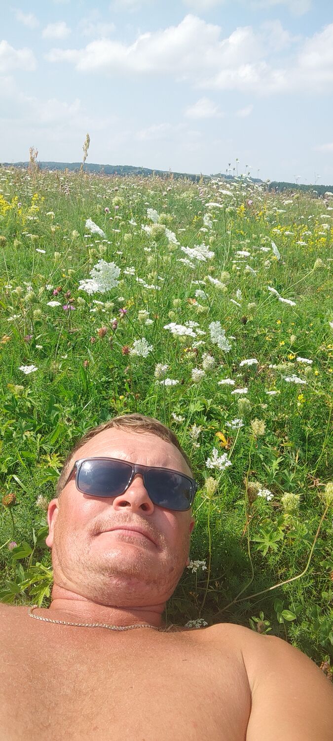  ,   Slava, 41 ,   ,   