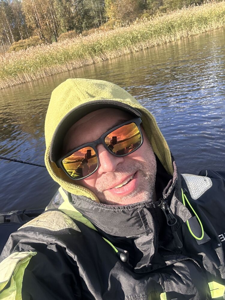  54382211  , 43 ,    -