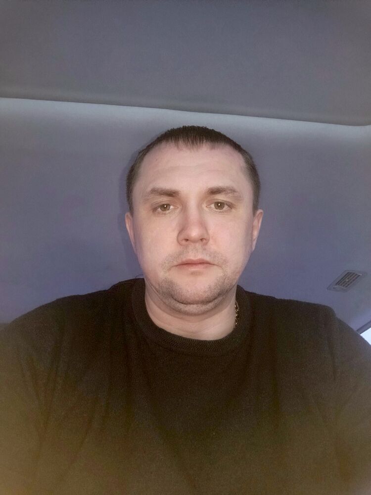  41169491  Yury, 38 ,    