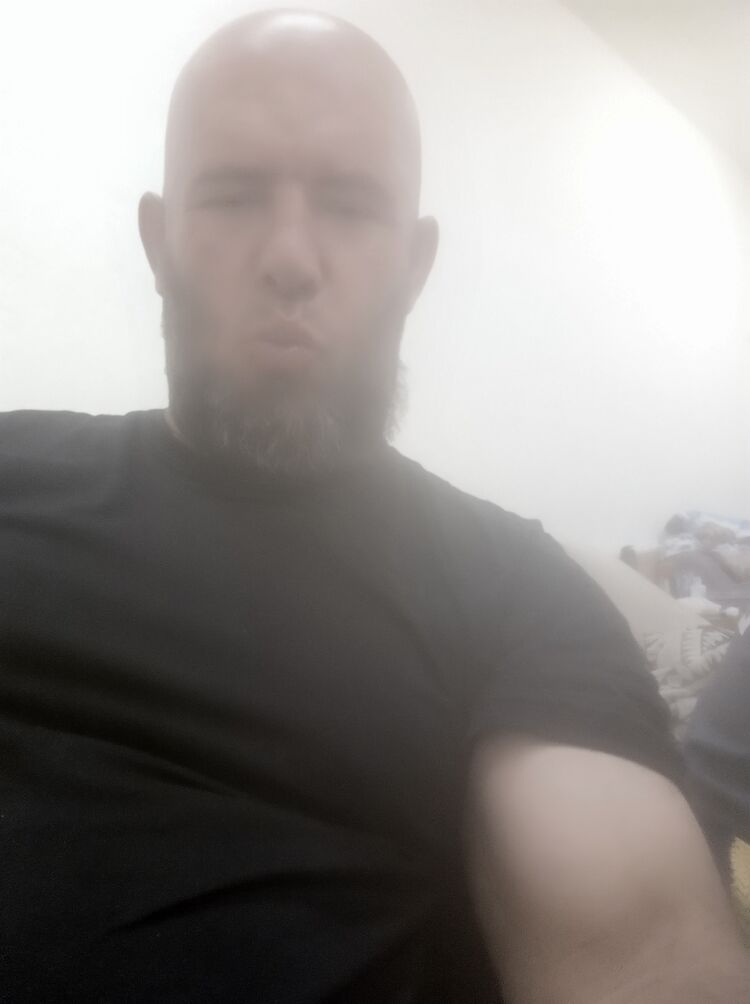  45696971  , 52 ,    