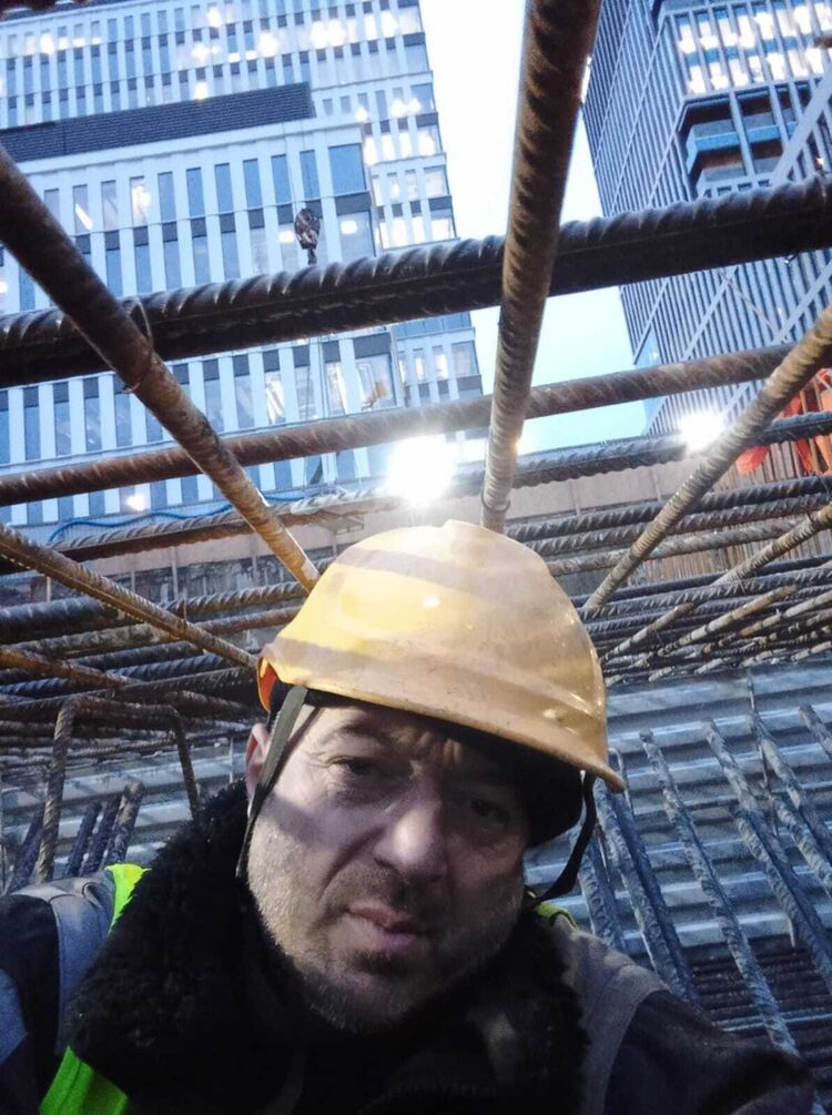 ���� 55395111 ������� Jeyms, 48 ���, ���� ���������� � Bielany Wroclawskie