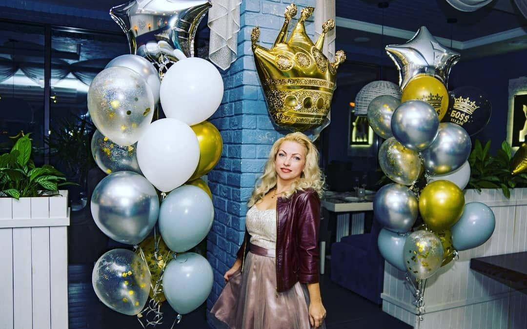  ,   Elena, 35 ,   c , 