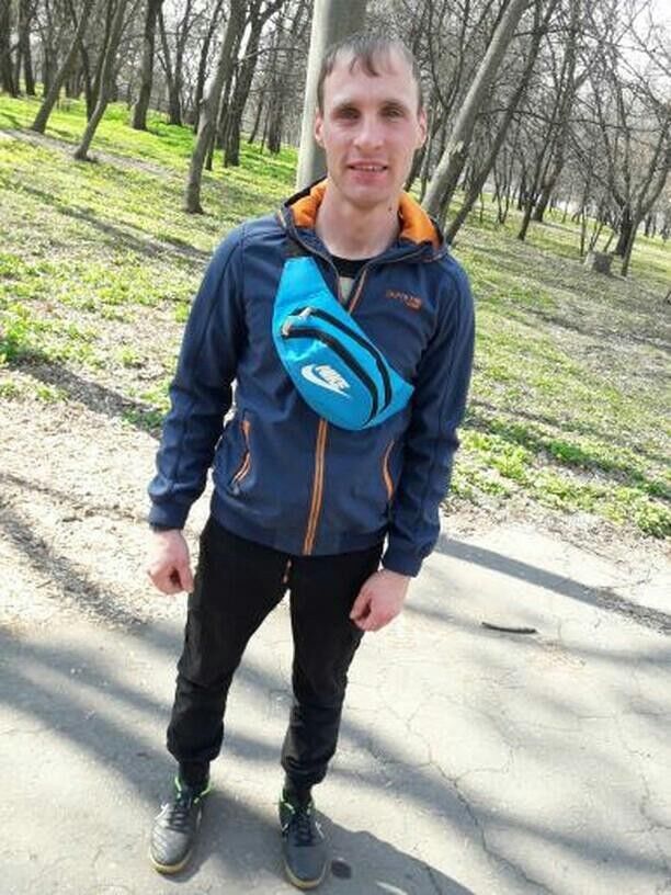  15726411  Pasha, 30 ,    