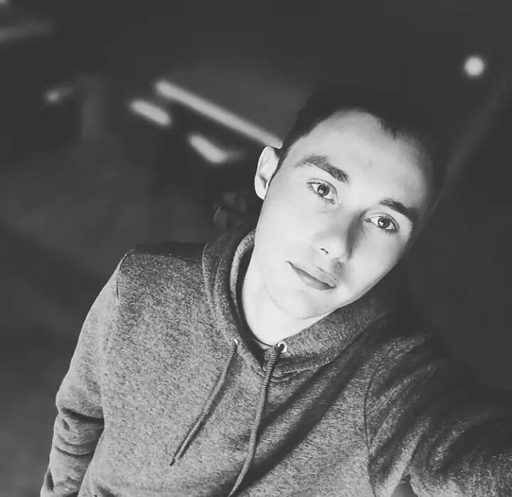 -,   Maxim, 24 ,   ,   