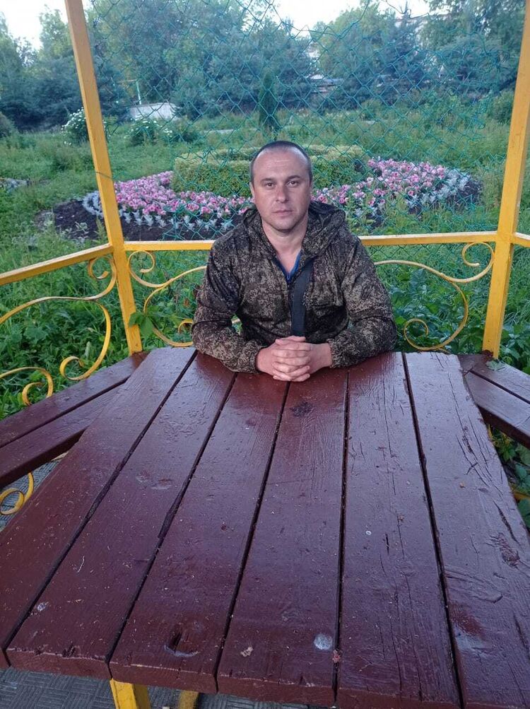  53641041  Vasiliy, 42 ,    