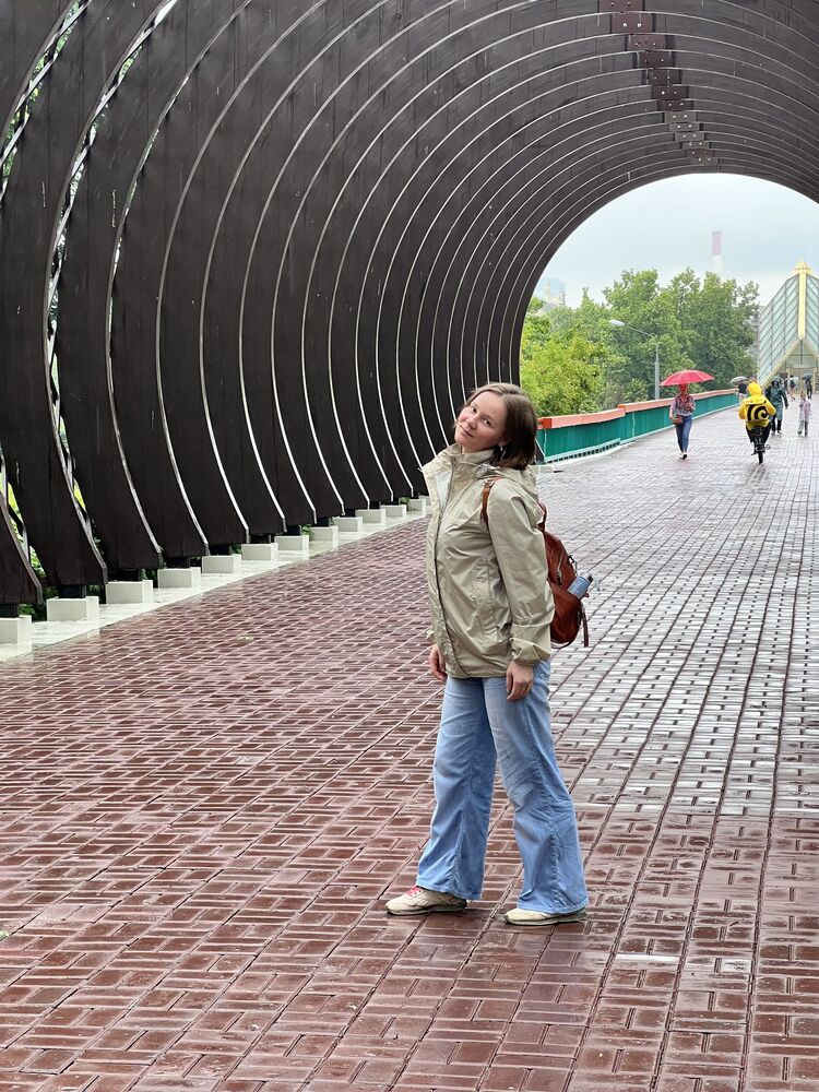  53497741  Ekaterina, 39 ,    -