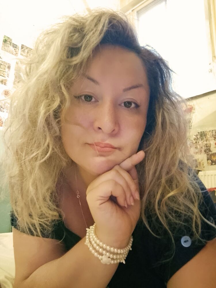  53137711  Lena, 38 ,    
