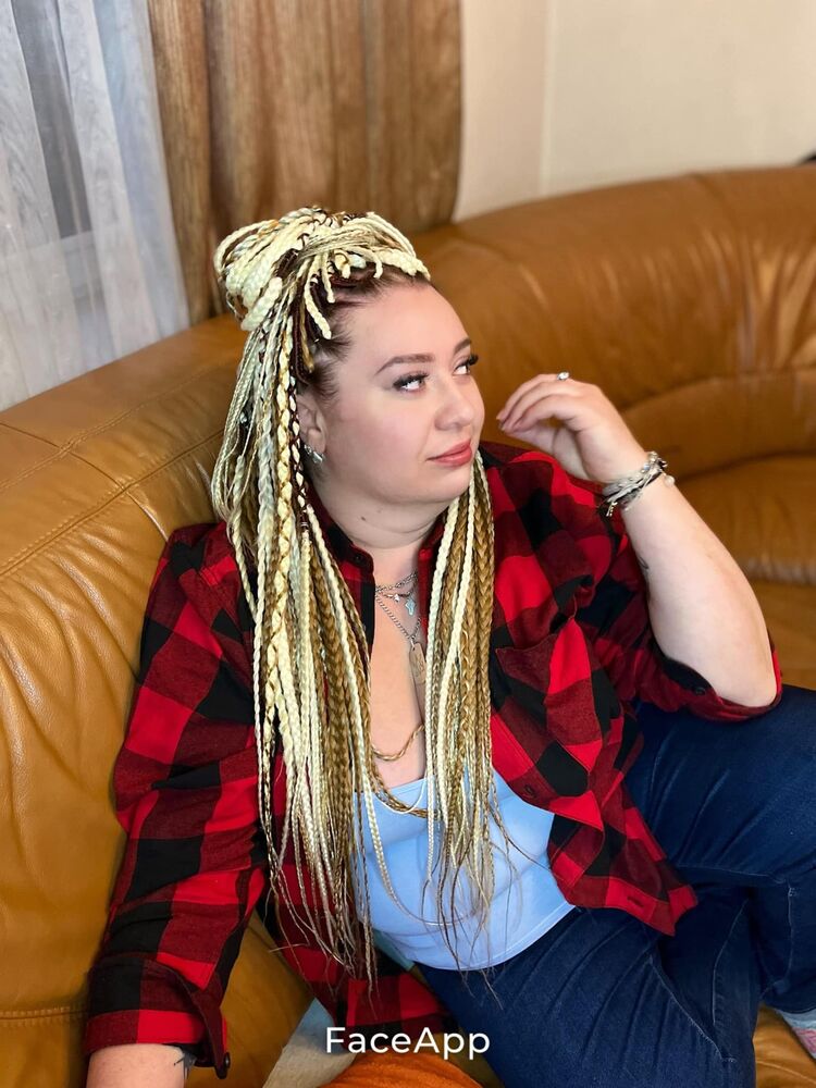  ,   Ana, 35 ,   